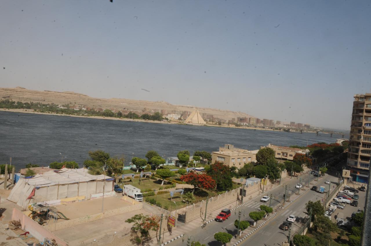 King Akhenaton Hotel Ал Миня Екстериор снимка